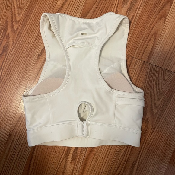 Gymshark speed run sport bra in White - Picture 2 of 4